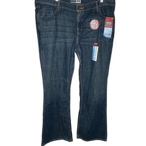 Levi's Signature Low Rise Bootcut‎ Jeans nwt
